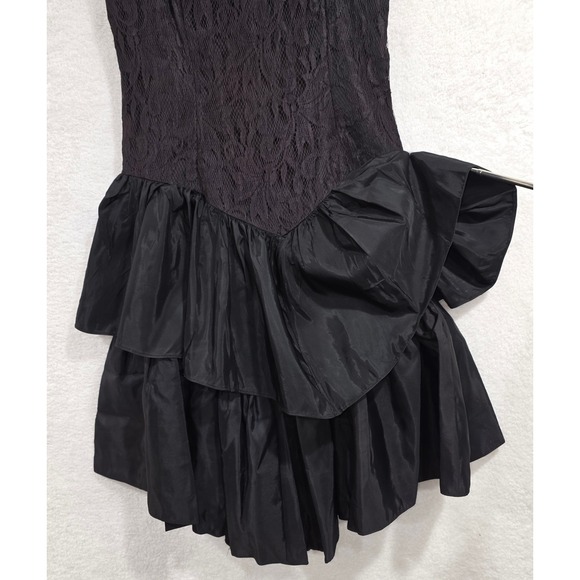 WB by Diamond Black Lace Bodice Tiered Ruffle Skirt Party Dress Bolero Set Sz 14 - Picture 5 of 16